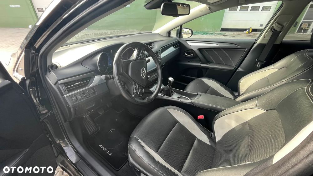 Toyota Avensis 2.0 D-4D Premium - 3