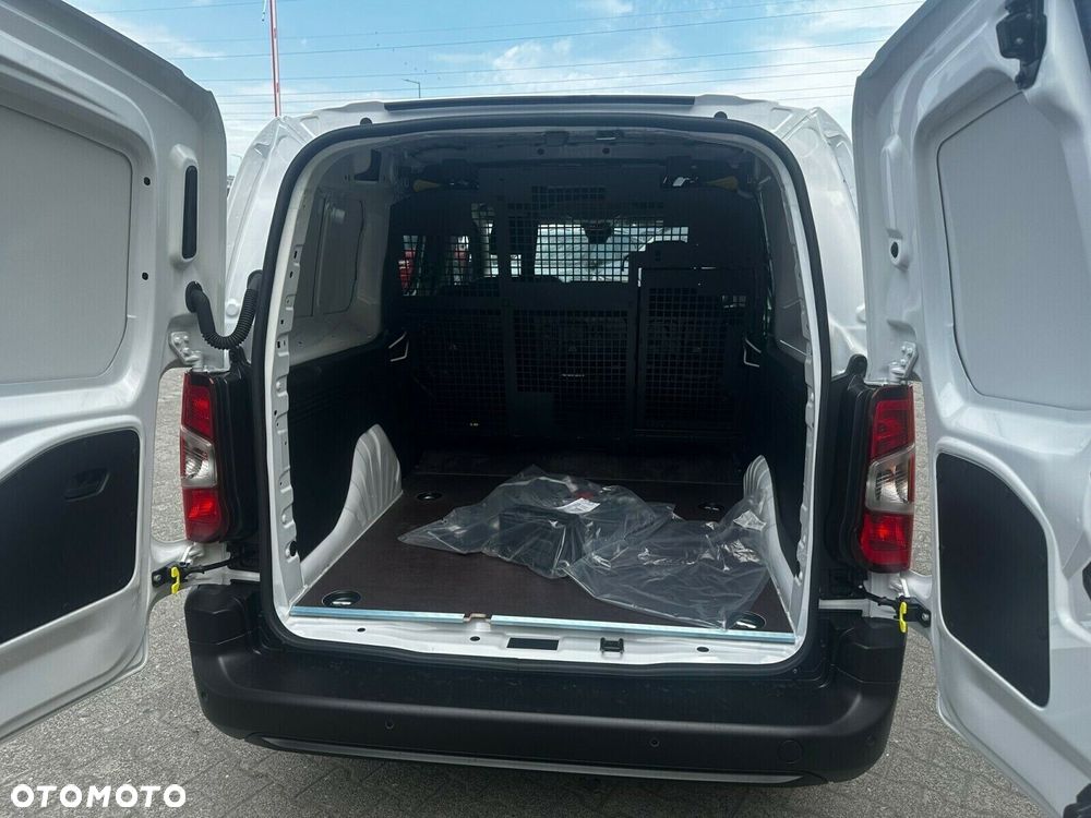 Peugeot partner Furgon 5-miejscowy BlueHDi 100 KM S&S M6 - 4