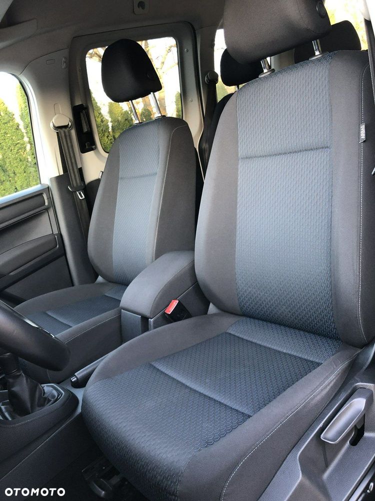 Volkswagen Caddy - 9