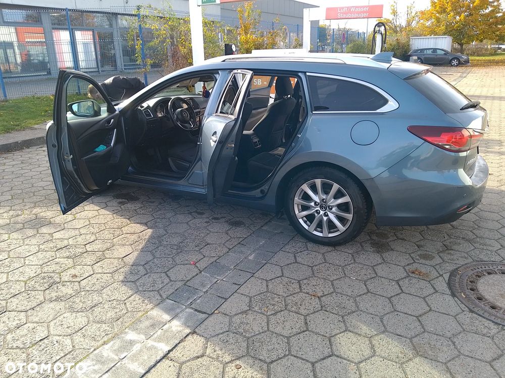 Mazda 6 - 12