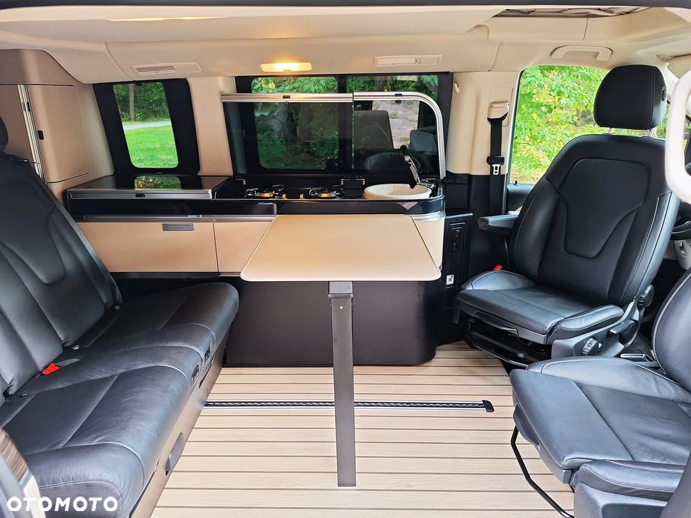 Mercedes-Benz Klasa V - 24