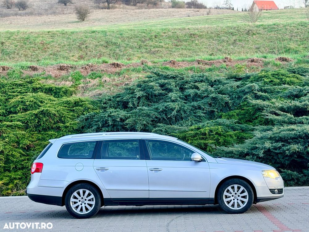 Volkswagen Passat 2.0 TDI DPF Highline - 11