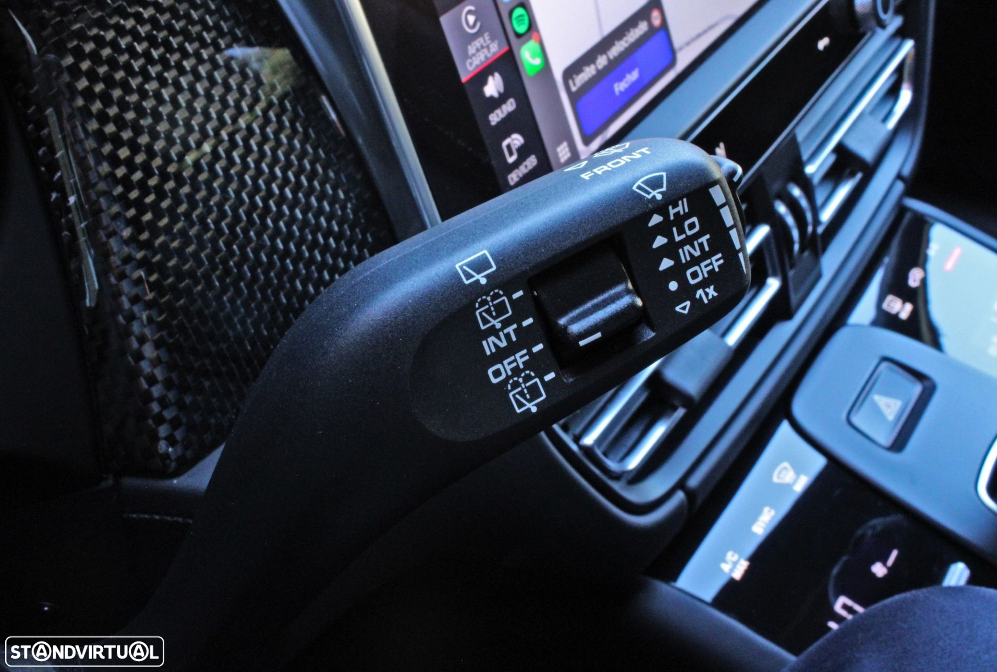 Porsche Macan T - 11