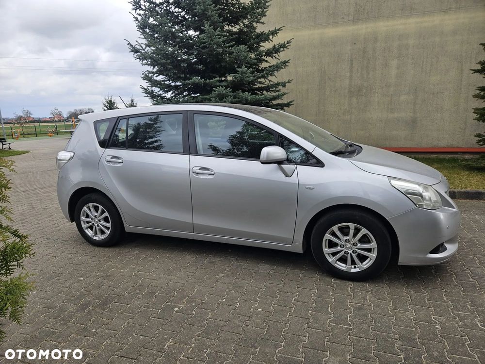 Toyota Verso 1.8 5-Sitzer Life - 10