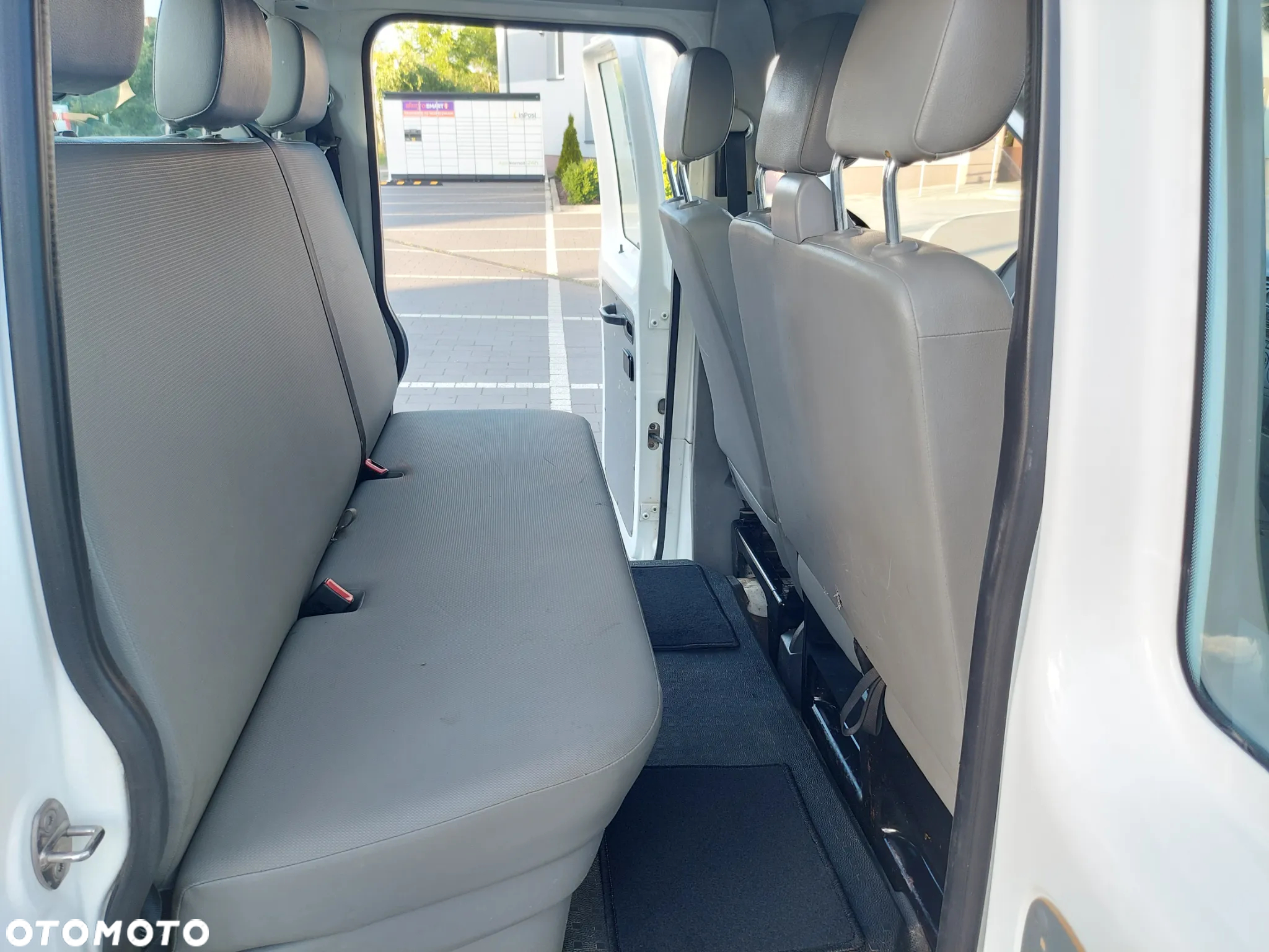 Volkswagen T5 - 10