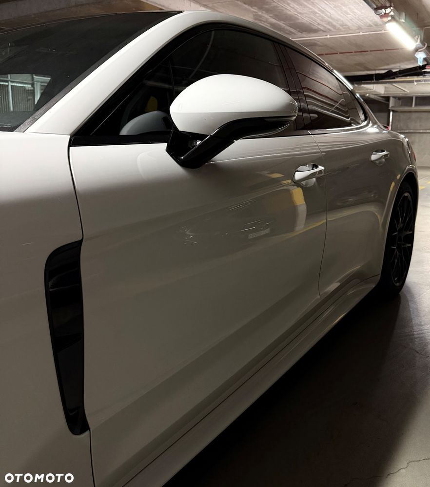 Porsche Panamera - 23