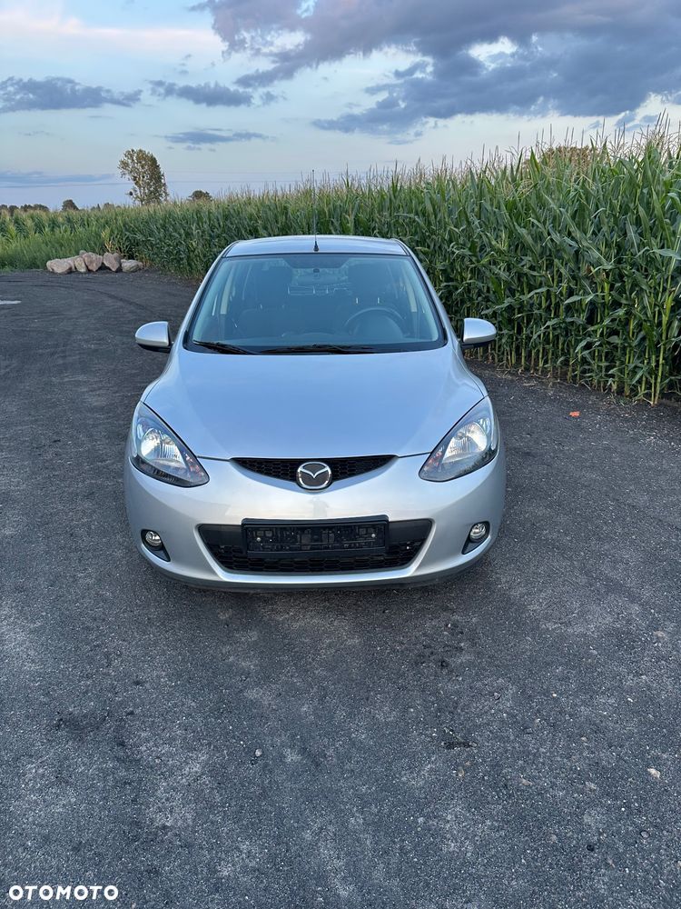Mazda 2 - 6