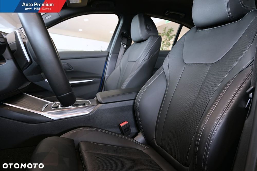 BMW Seria 3 318i - 11