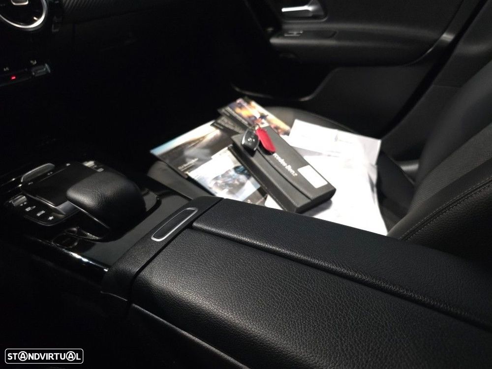 Mercedes-Benz CLA 180 d Shooting Brake AMG Line Aut. - 48