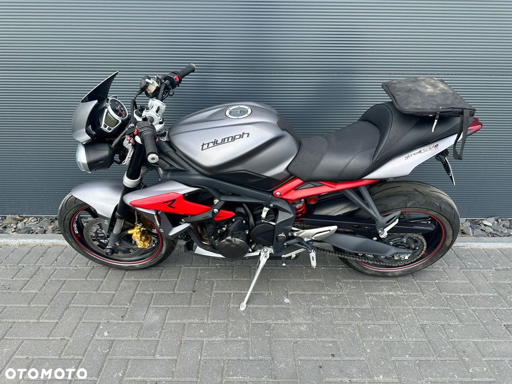 Triumph Street Triple - 5