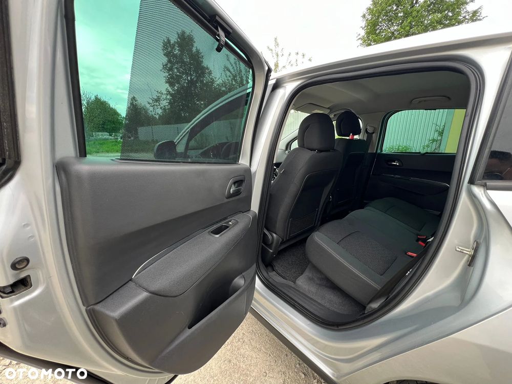 Peugeot 3008 1.6 HDi Access - 11