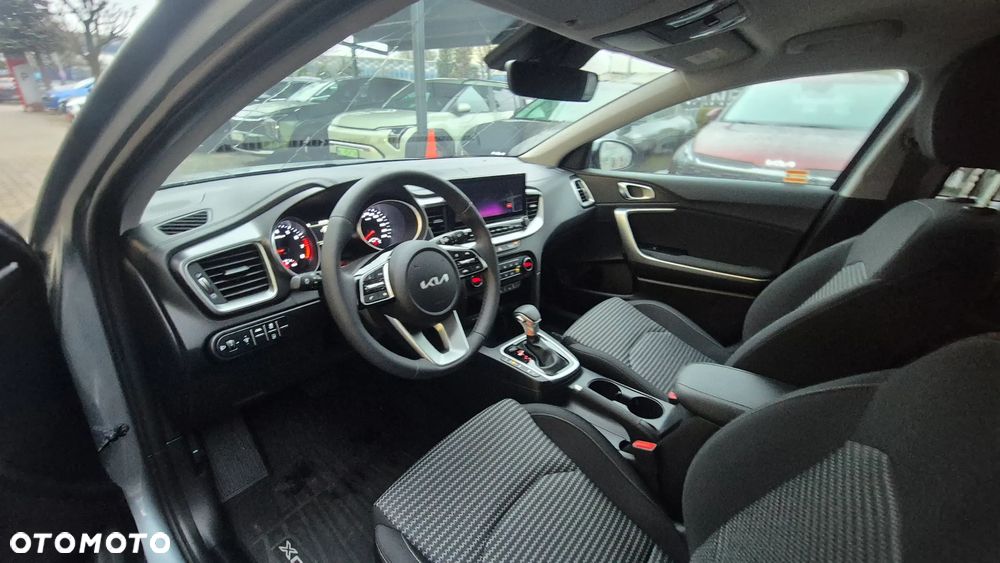 Kia XCeed 1.6 T-GDI M DCT - 11