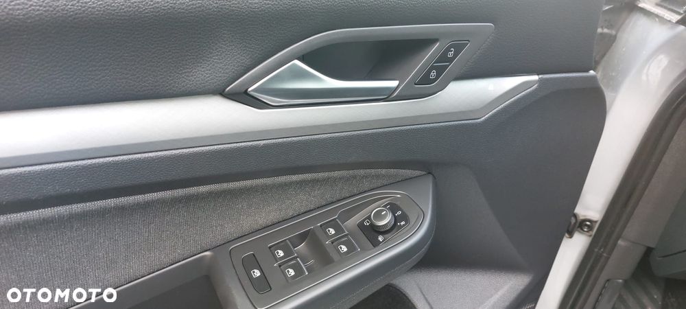 Volkswagen Golf 2.0 TDI Life - 35