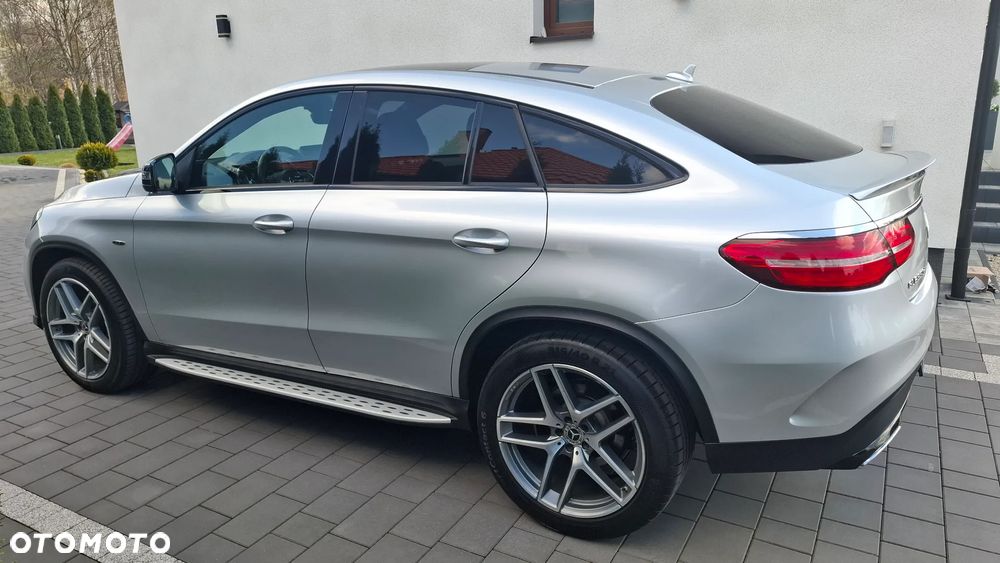 Mercedes-Benz GLE - 19