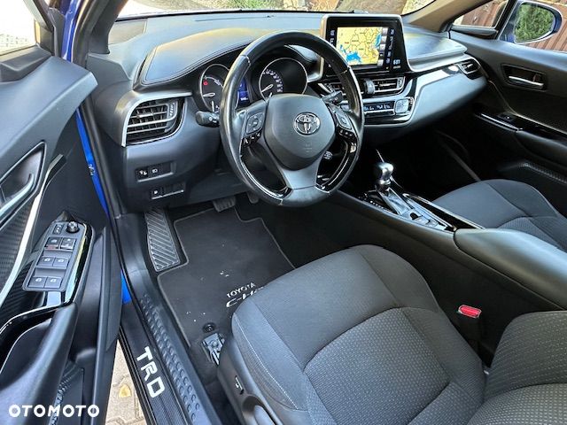 Toyota C-HR Lounge - 24