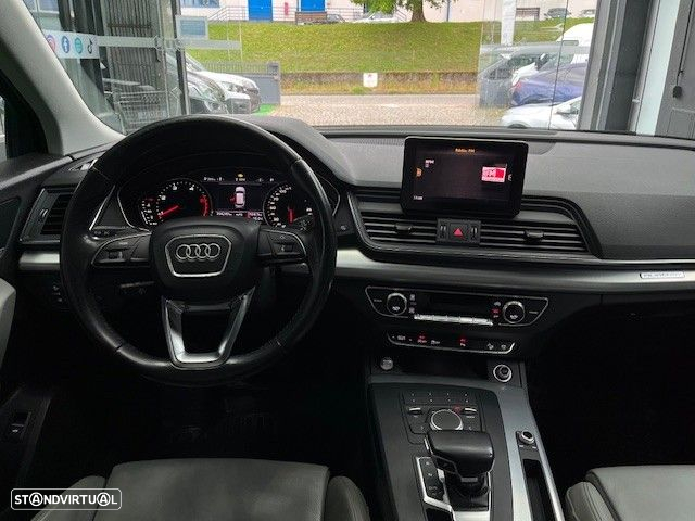 Audi Q5 2.0 TDI quattro Sport S-tronic - 11