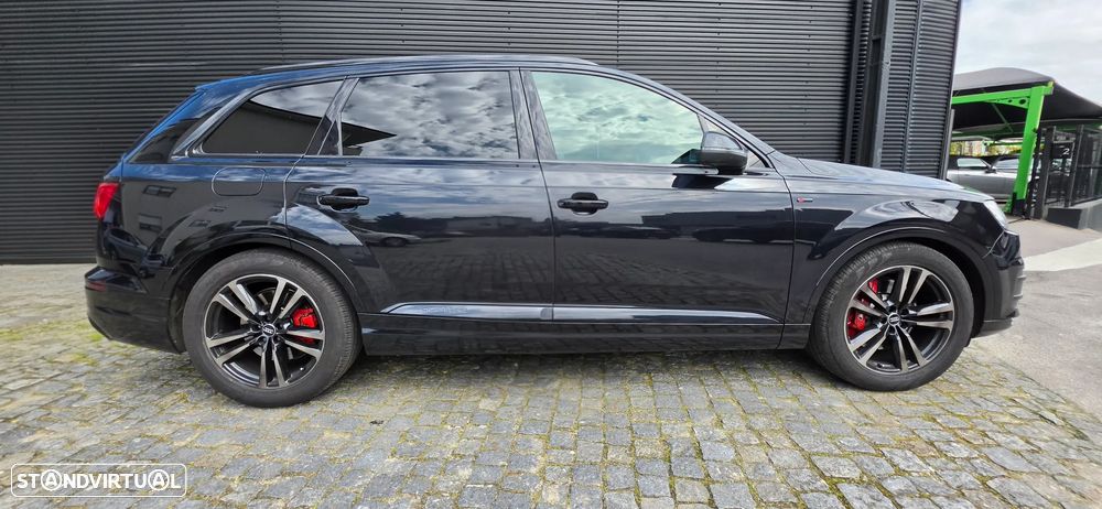 Audi Q7 3.0 TDI quattro S-line Tiptronic 7L - 4
