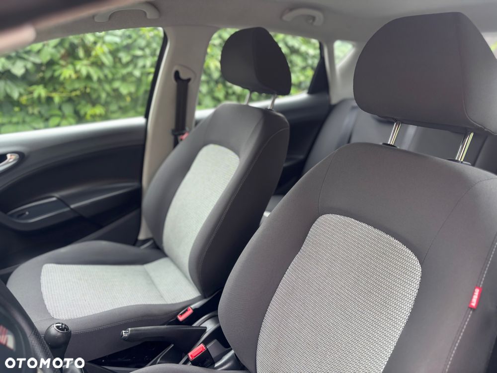 Seat Ibiza 1.4 16V Style - 21