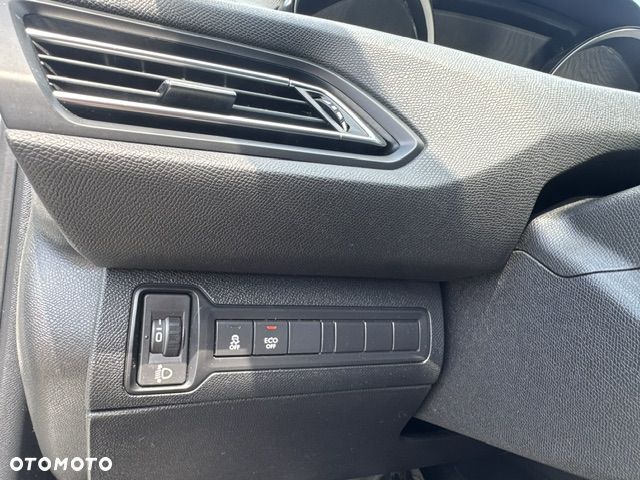 Peugeot 308 - 28