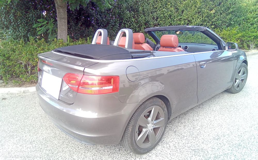 Audi A3 Cabrio 1.6 TDi DPF S line Sport Pack - 1