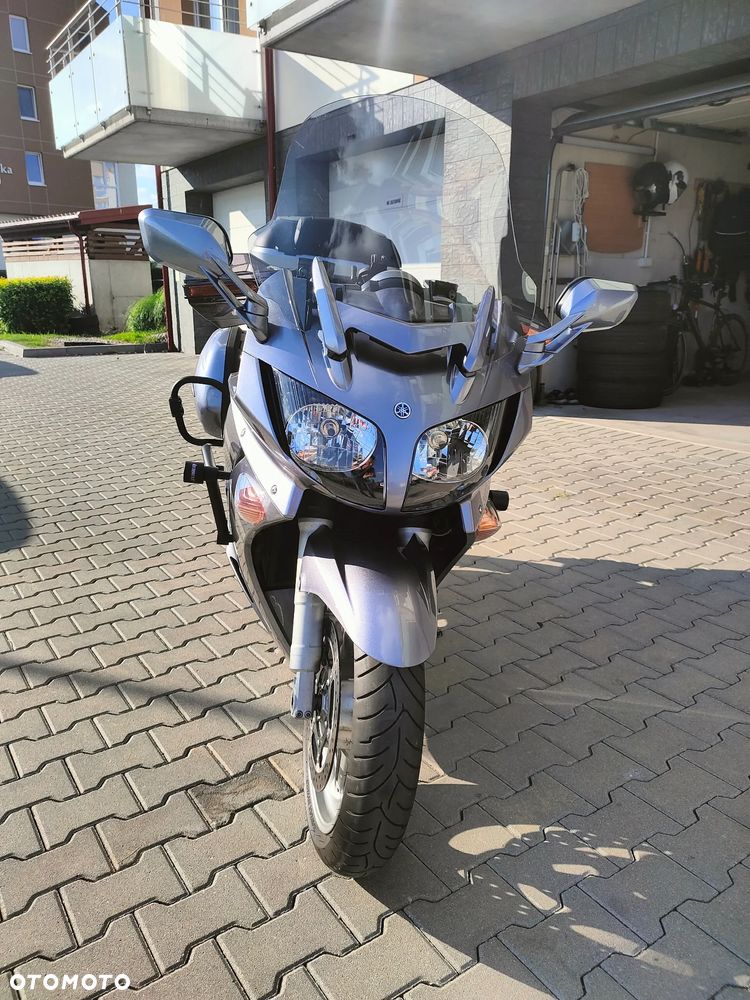 Yamaha FJR - 5