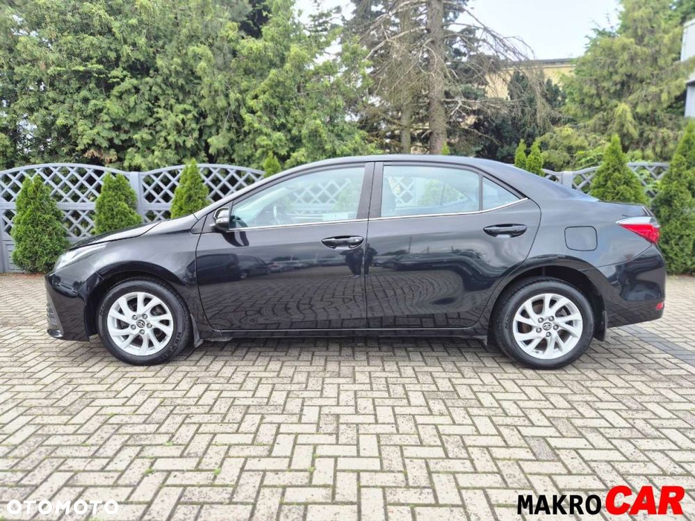 Toyota Corolla - 16