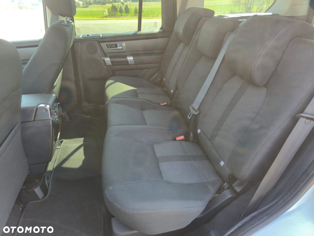 Land Rover Discovery SD V6 SE - 11