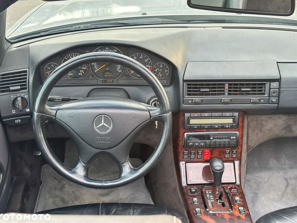 Mercedes-Benz SL - 35