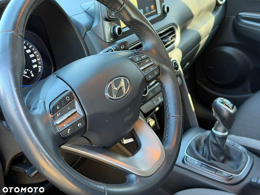 Hyundai Kona - 11
