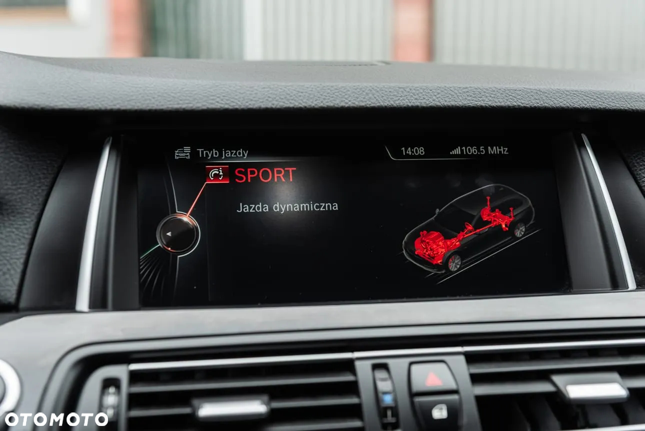 BMW Seria 5 518d - 24