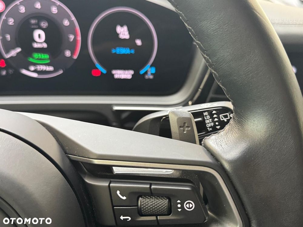 Porsche Cayenne - 15