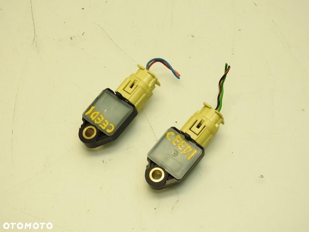 SENSOR UDERZENIA KIA CEED I 95920-2H000 - 4