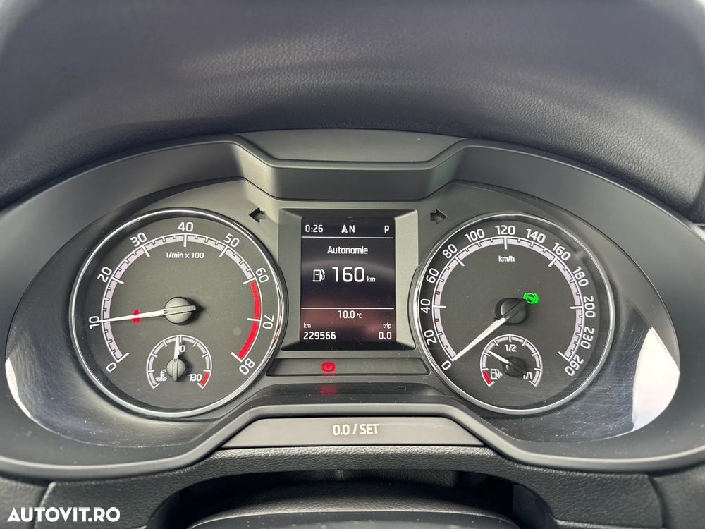 Skoda Octavia 1.5 TSI DSG Style - 14