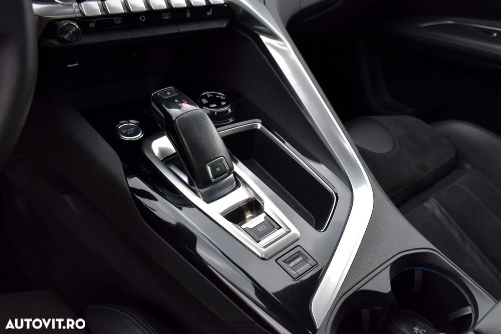 Peugeot 3008 BlueHDi 180 Stop & Start EAT6 GT - 24