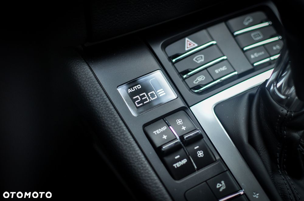 Porsche Macan - 17