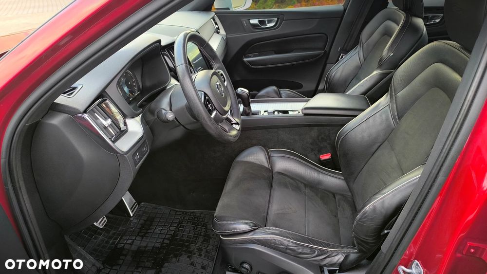 Volvo XC 60 D3 R-Design - 22