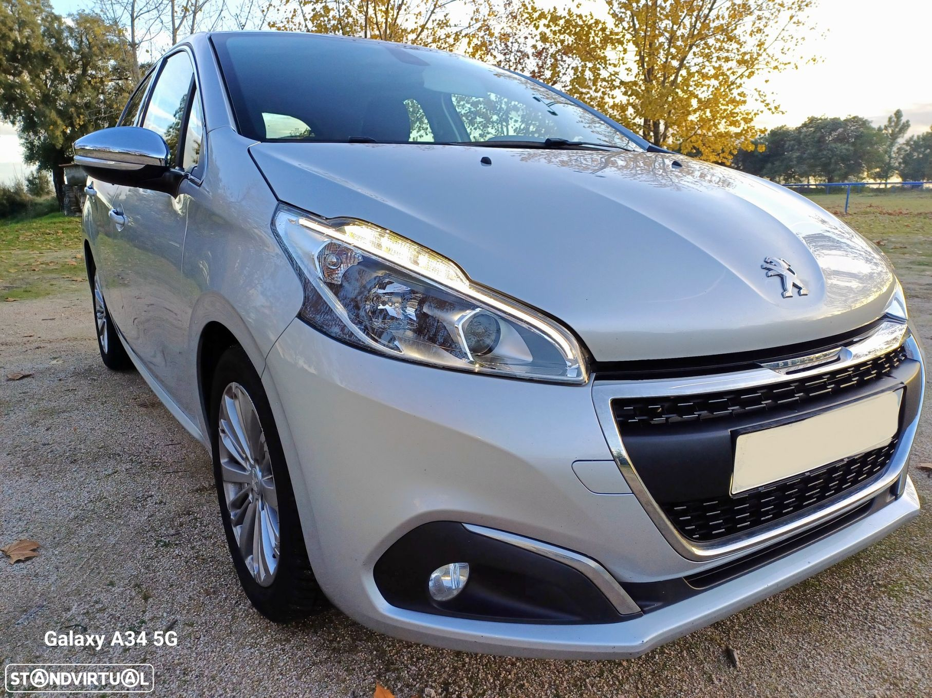 Peugeot 208 1.6 BlueHDi Style - 3