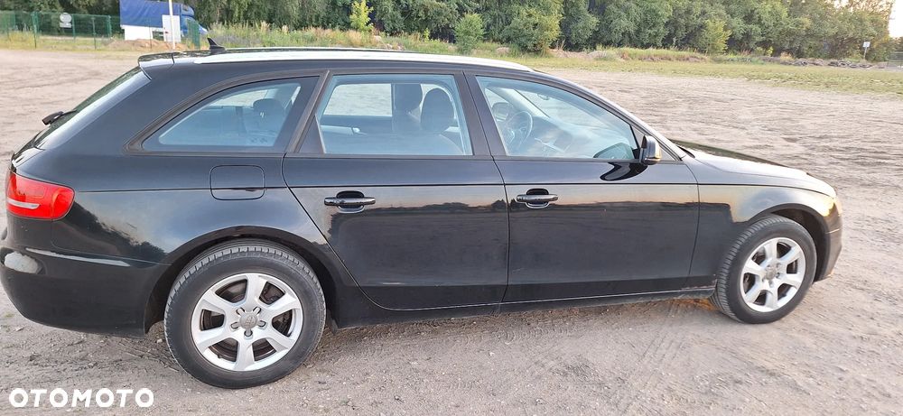 Audi A4 Avant - 9