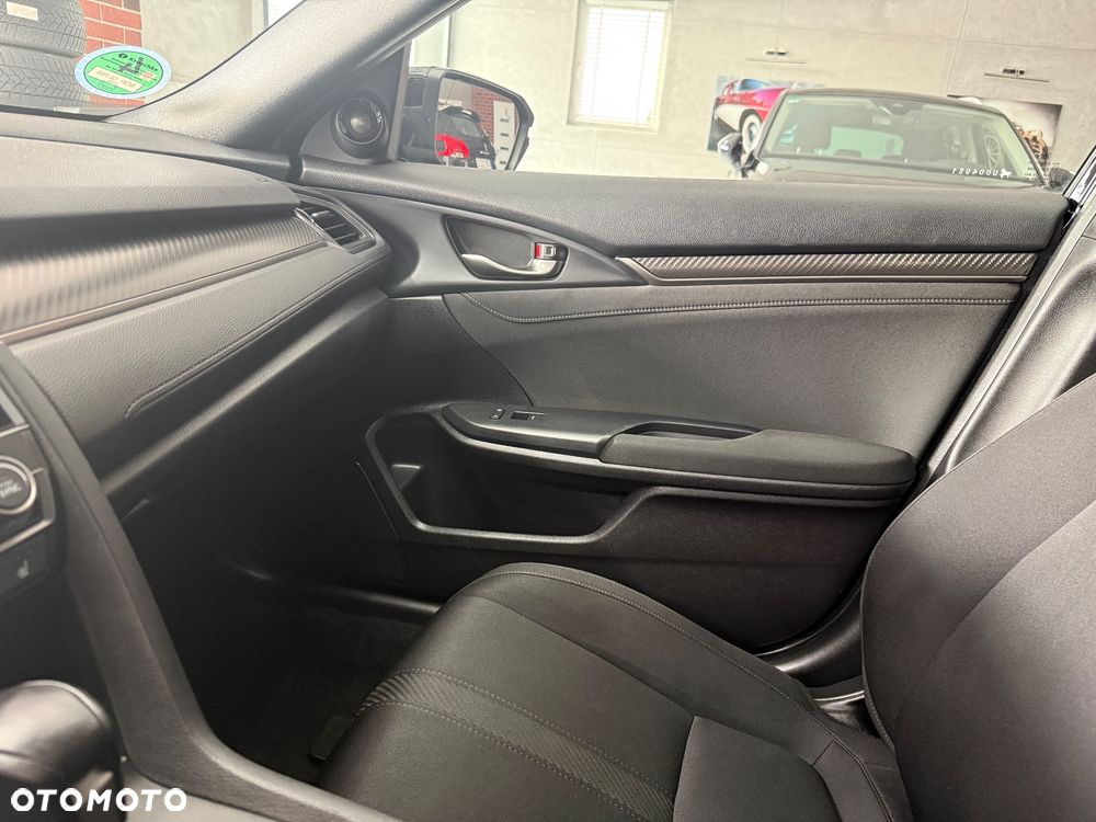 Honda Civic 1.5 i-VTEC Turbo CVT Sport - 27