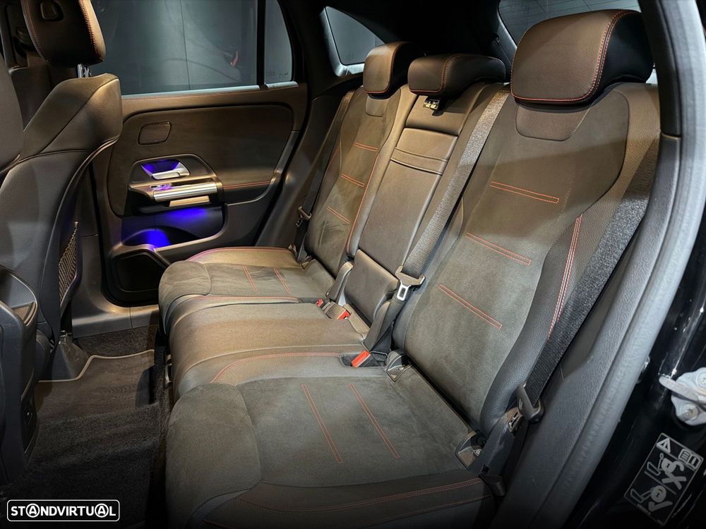 Mercedes-Benz GLA 250 e 8G-DCT AMG Line - 38