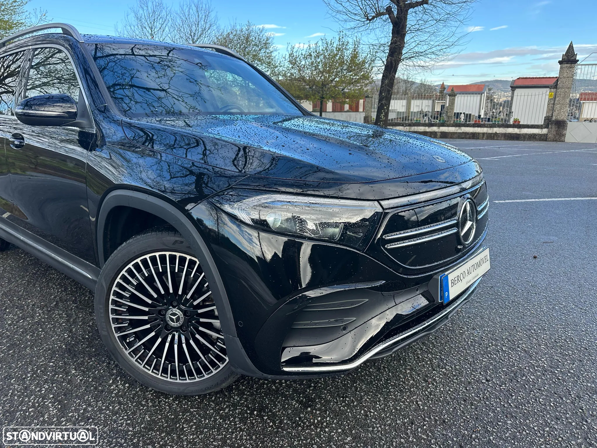 Mercedes-Benz EQB 350 4Matic AMG Line - 2