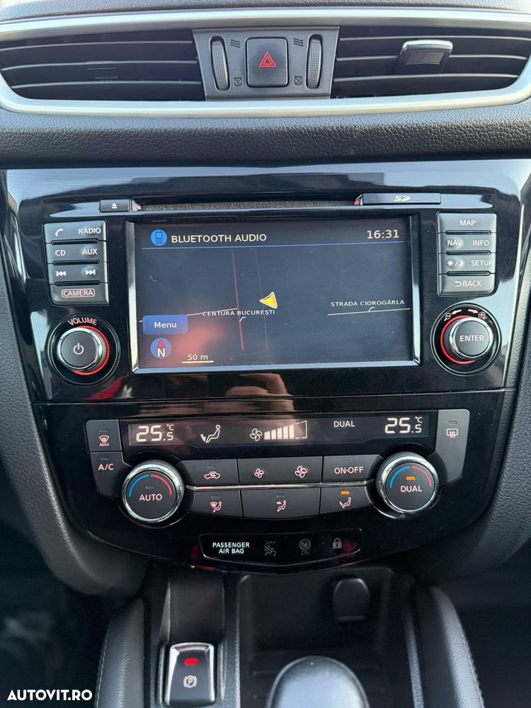 Nissan Qashqai 1.6 DCI Xtronic ACENTA - 13