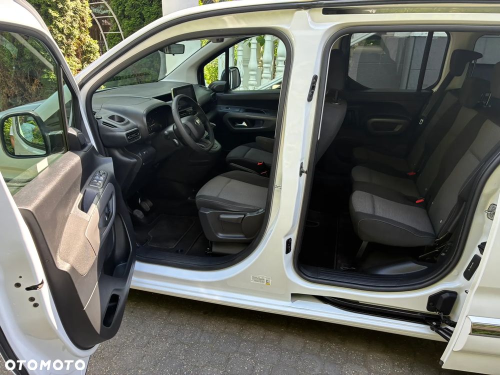 Toyota Proace City Verso 1.5 D-4D Business - 20