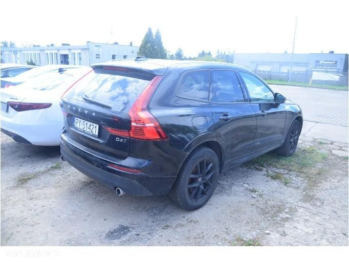 Volvo XC 60 D4 AWD Momentum - 5