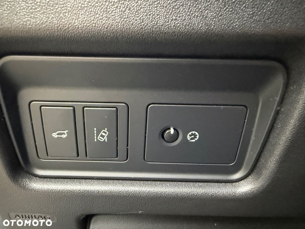 Land Rover Discovery Sport 2.0 TD4 HSE - 29