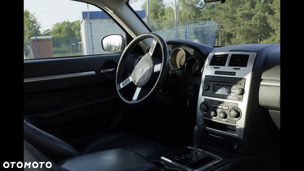 Dodge Charger - 3