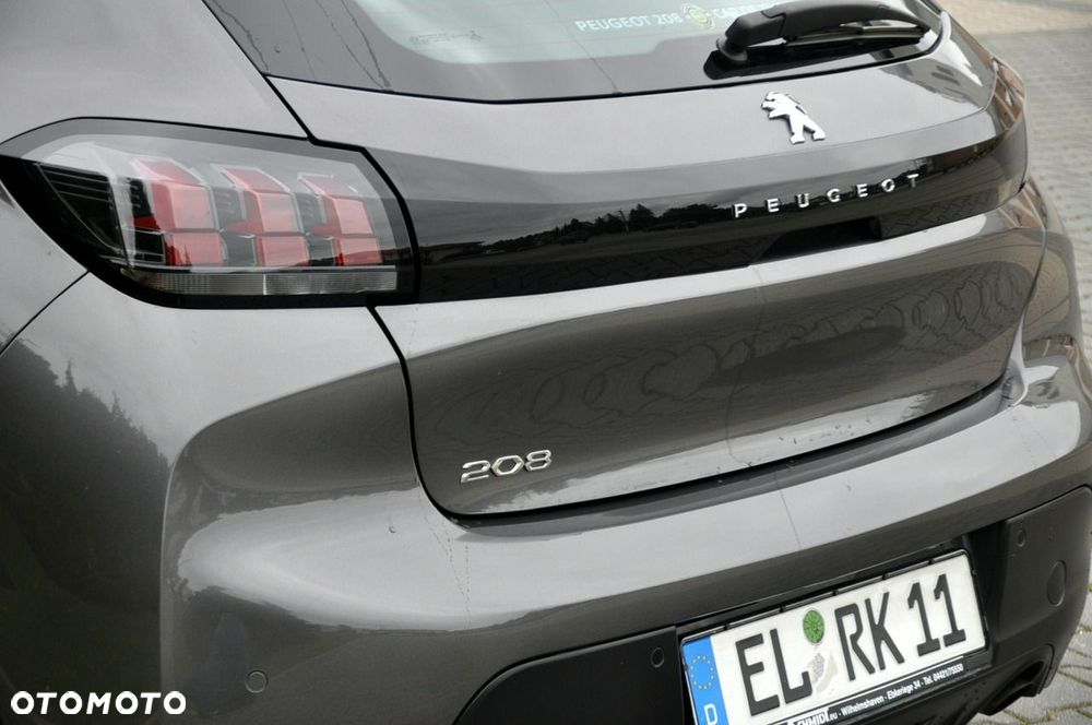 Peugeot 208 - 16
