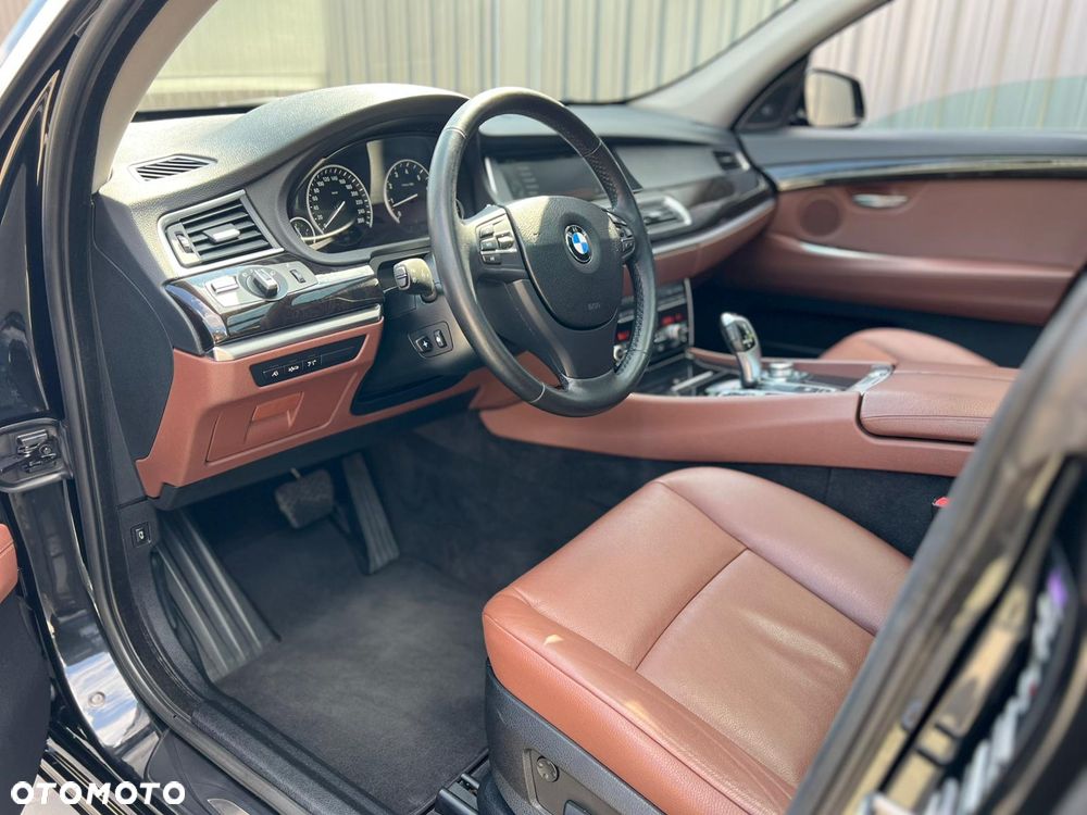 BMW 5GT 535i xDrive - 18