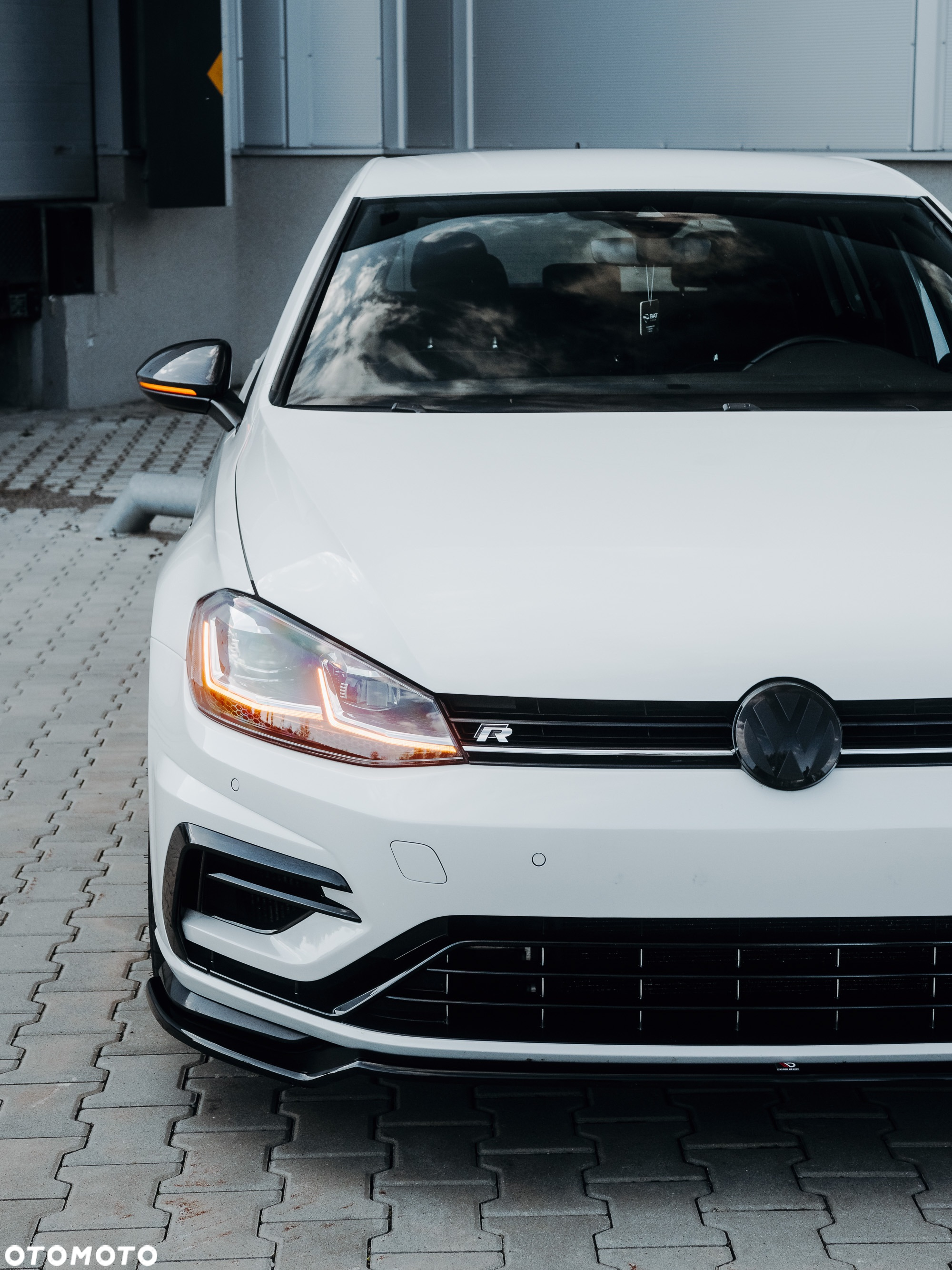 Volkswagen Golf R 4Motion (BlueMotion Technology) DSG - 26
