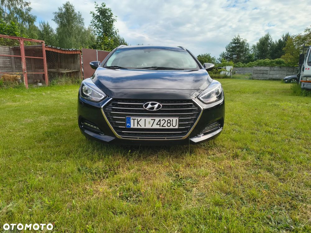 Hyundai i40 Kombi 1.7 CRDi DCT Premium - 9